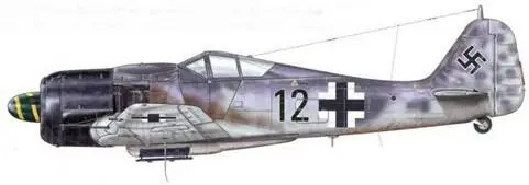 Fw 190А8 из 11 SturmJG 3 Шонгау Германия лето 1944 г Многие самолеты - фото 97