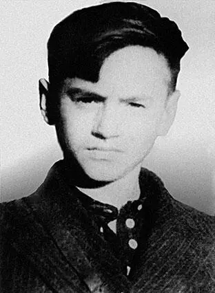 Разведчик Юшкевич Геннадий Владимирович Орёл июль 1944 года Лейтенант - фото 252