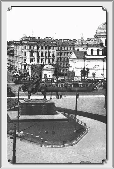 После 1917 г для храмов Невского проспекта начался обратный отсчет времени - фото 8