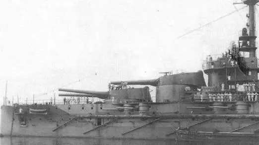 Линейный корабль Бретань после вступления в строй 1915 1916 г - фото 75