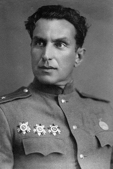 Майор Леонид Ужек Прага 1945 г Записка от Володиных друзей его ро - фото 62