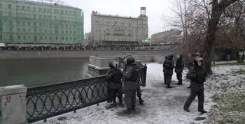 Полиция скучает Я еще в перестроечные времена научился на глаз примерно - фото 44