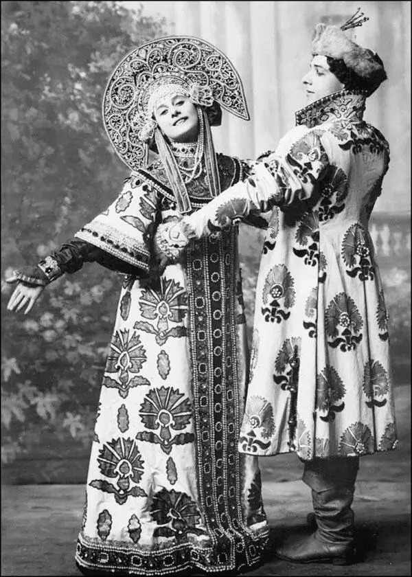 Анна Павлова и Михаил Мордкин в русских костюмах Яйца аля Мордкин - фото 58