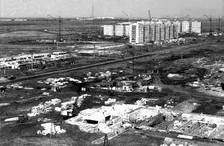 Лето 1969 года Строительство Нового города велось полным ходом Январь 1970 - фото 43
