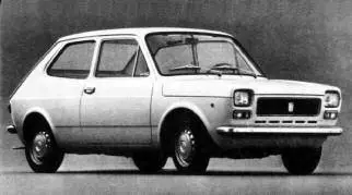 Автомобилианалоги закупленные для сравнения с Э1101 ФИАТ127 вверху и - фото 88