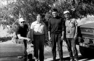 Термез сентябрь 1973 г В Фатеев П Прусов С Четвериков и автор - фото 133