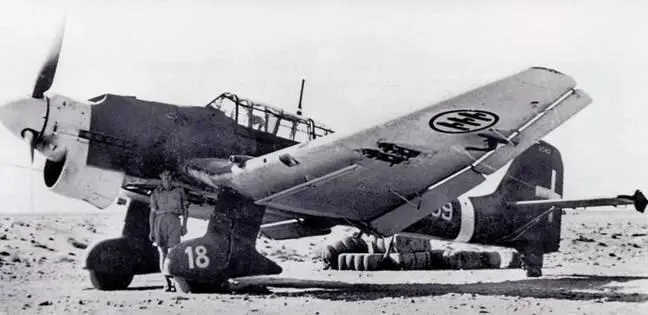 Ju 87B2Trop WNr 5763 принадлежавший сержанту Sergente Бартоломази из - фото 32