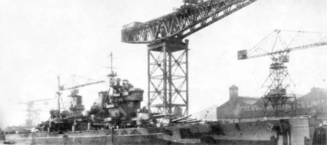 Конец 1940 г Кинг Джордж V во время достройки Вверху лин - фото 70