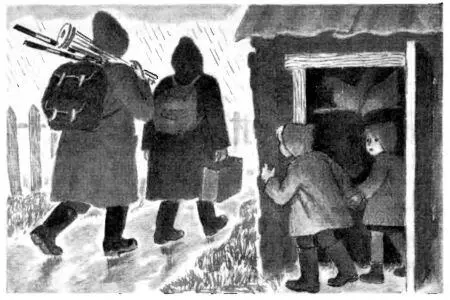 Куры подняли переполох И пока они кудахтали два злодея прошли по кирпичной - фото 76