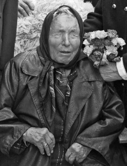 Болгарская предсказательница Ванга А вот болгарская ясновидящая - фото 11