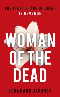 Bernhard Aichner Woman of the Dead: A Thriller обложка книги