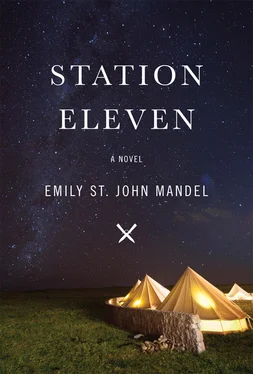Emily St. John Mandel Station Eleven обложка книги