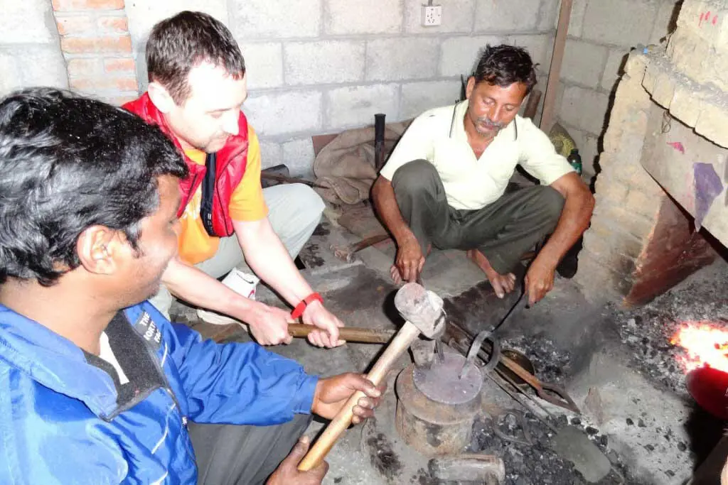 Производство Тибетских поющих чаш Непал 2013 год Один из интересных выводов - фото 10