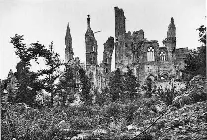 The ruins of Ypres Cathedral summer 1916 Freed from their immediate context - фото 20