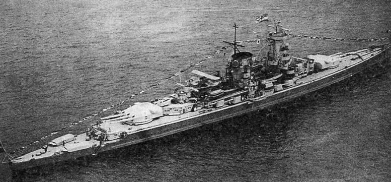 Броненосный корабль Адмирал граф Шпее на Спитхедском рейде во время коронации - фото 58