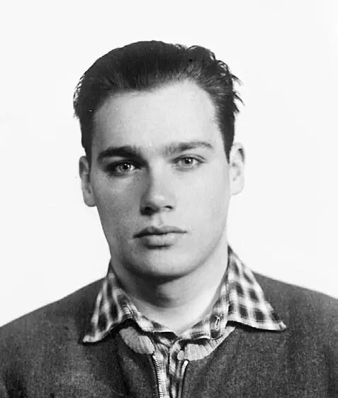 Я только что приехал в Москву Мне 18 лет 1952 г Народная мудрость гласит - фото 95