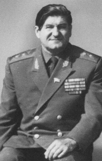 Генералполковник И Я Калиниченко заместитель председателя КГБ начальник - фото 19