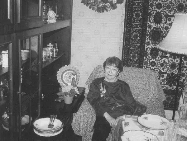 Супруга Л В Шебаршина Нина Васильевна Один из близких людей Леонида - фото 55
