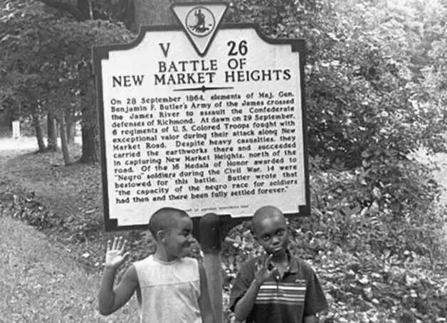 At the onset of the Civil War our stolen bodies were worth four billion - фото 5