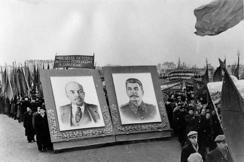 Неизвестный фотограф Фотохроника ТАСС Начало 1950х гг Мы часто слышим о - фото 3
