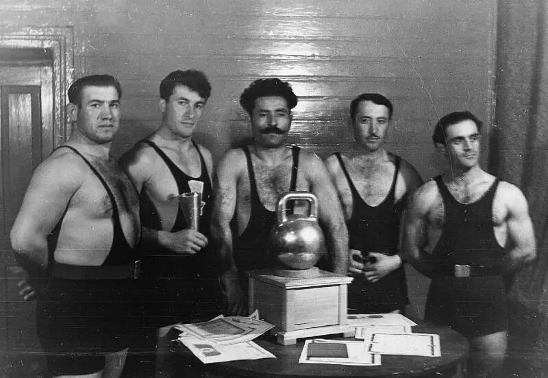 Неизвестный фотограф Фотохроника ТАСС1950е гг Все это как может - фото 4