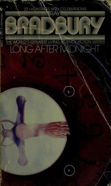 Ray Bradbury Long After Midnight обложка книги