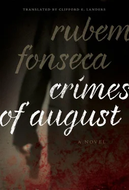 Rubem Fonseca Crimes of August обложка книги