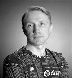 Алексей Иванов выпускник МФТИ кандидат физ мат наук В рекламе с 1993 г - фото 208