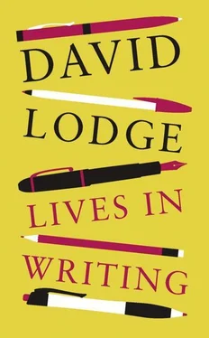 David Lodge Lives in Writing обложка книги