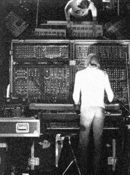Клаус Шульце Tangerine Dream Emo Эмо Сильно нашумевший в последние годы - фото 40