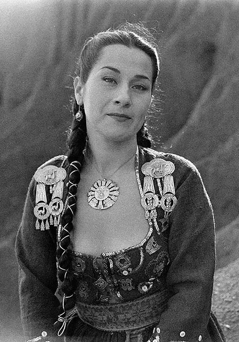 Има Сумак Дульсе Понтес Фела Кути Нусрат Фатех Алихан - фото 243