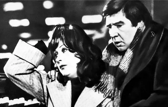 Music piracy Музыкальное пиратство В узком смысле изготовление и сбыт - фото 263