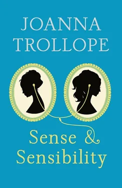 Joanna Trollope Sense & Sensibility обложка книги