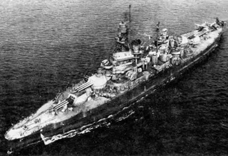Pennsylvania в августе 1945 г Однако выносливости корабля тоже наступает - фото 97