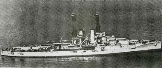 Линейный корабль Юта Октябрь 1924 г Линейный корабль Вайоминг вверху - фото 156