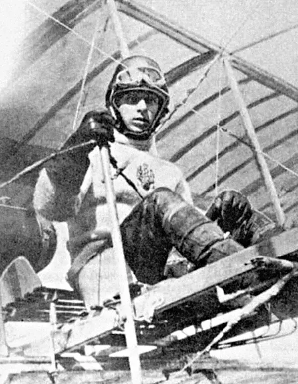 Александр учится летать на Фармане 1915 год Старенький и надёжный Фарман - фото 4