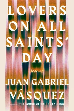 Juan Gabriel Vásquez Lovers on All Saints' Day обложка книги