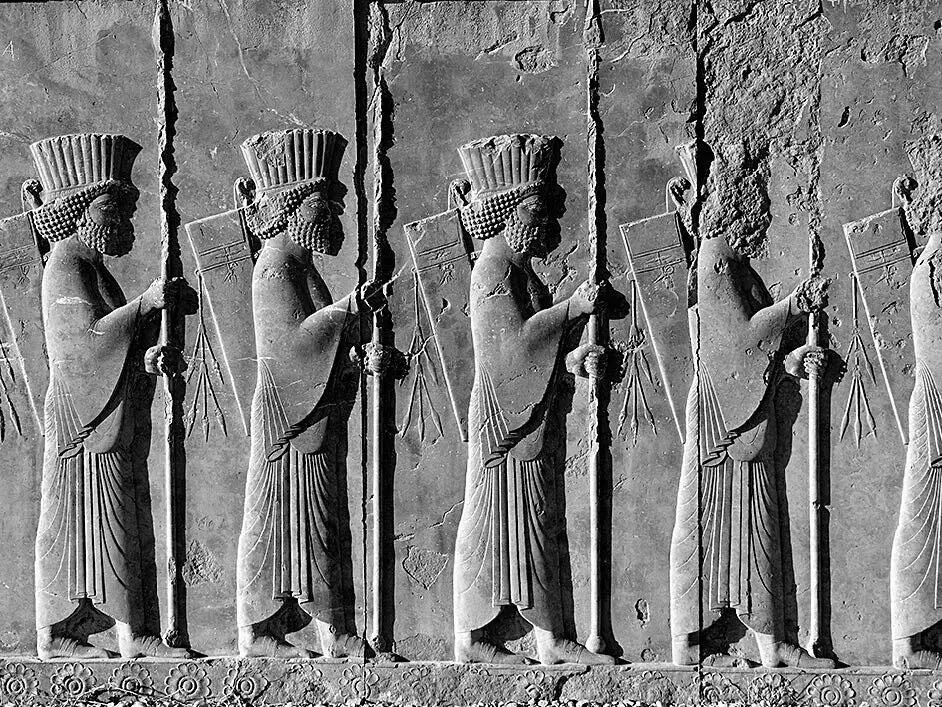 Фрагмент барельефа Персидские воины Персеполь Но Грекоперсидские войны - фото 4