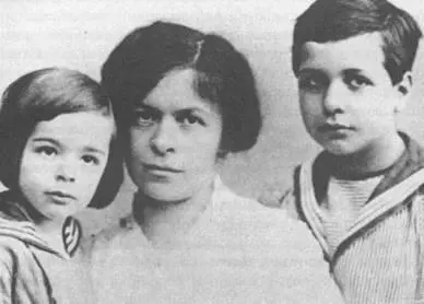 Милева с Гансом Альбертом и Эдуардом вторым сыном родившимся в браке с - фото 13