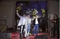 Организаторы церемонии очен - фото 81