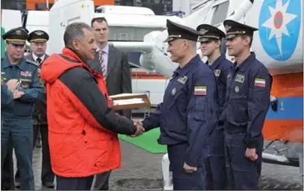 Министр ЧС С Шойгу принимает вертолет Ка32А11ВС Вертолетостроительный - фото 59