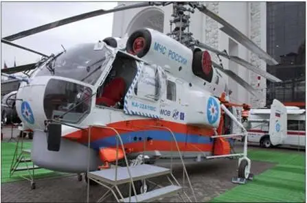 Евгений Ларюшин родился 14 января 1934 года Учился летать в Егорьевском - фото 60