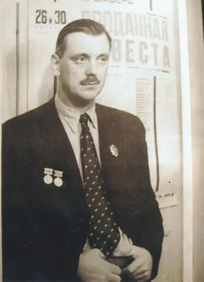 1948 год СВ Михалков на премьере оперы Проданная невеста композитора - фото 53