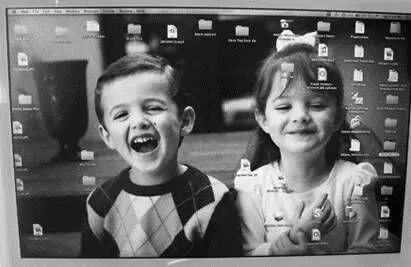 This is my computer My desktop background picture used to be one of my cars - фото 17