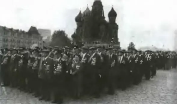 В русле великодержавной идеологии имперская экспансия оправдывалась - фото 6