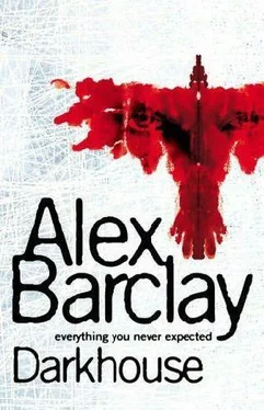 Alex Barclay Darkhouse обложка книги