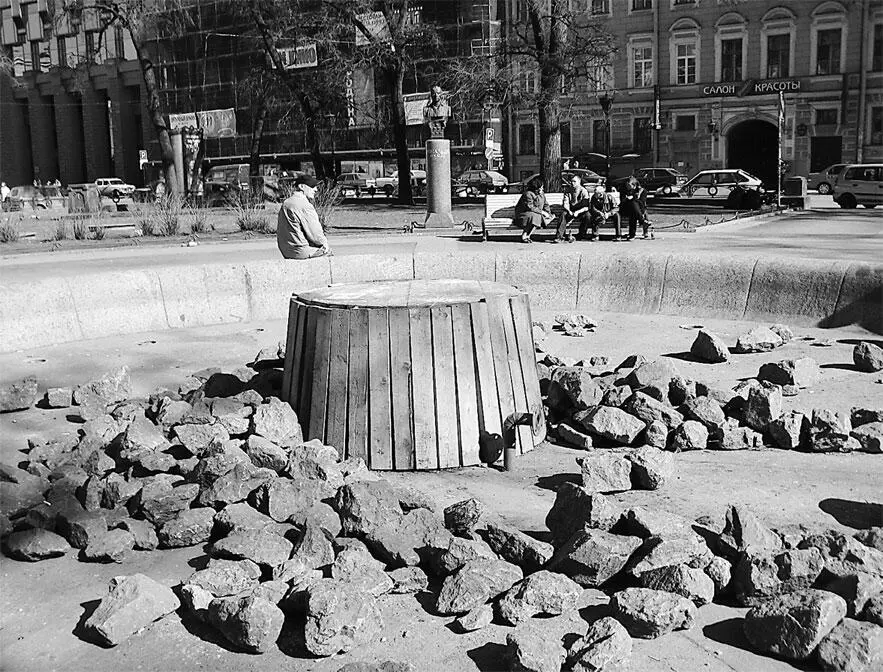 Вообщето здесь уже был один памятник великому князю Николаю Николаевичу - фото 7