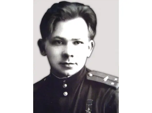 Рис 6 Лейтенант Г Липкин 1944 г Федор крикнул он Дверь в летучку - фото 7