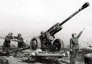 76мм дивизионная пушка образца 1942 года ЗИС3 в действии Некоторые виды - фото 26