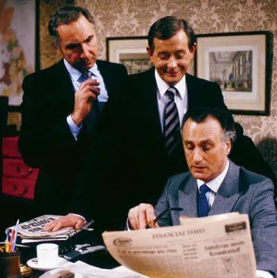 Smoothtalking Permenant Secretary Sir Humphrey Private Secretary Bernard and - фото 59